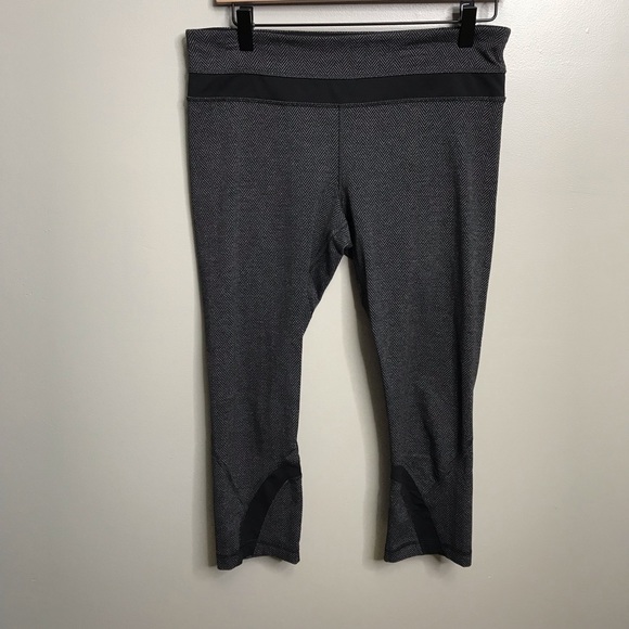 Lululemon Inspire Cropped Leggings Size 10 - Picture 1 of 8